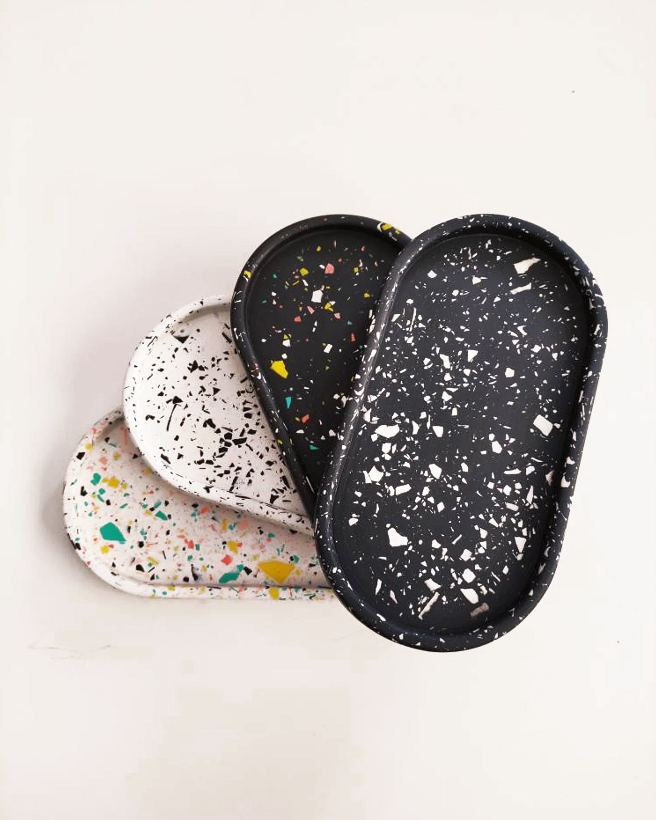 Plateau Ovale Vide-poche en Terrazzo