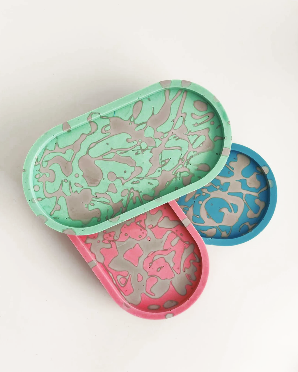 Plateau "Fluid Art" en Béton - Collection Vibrante