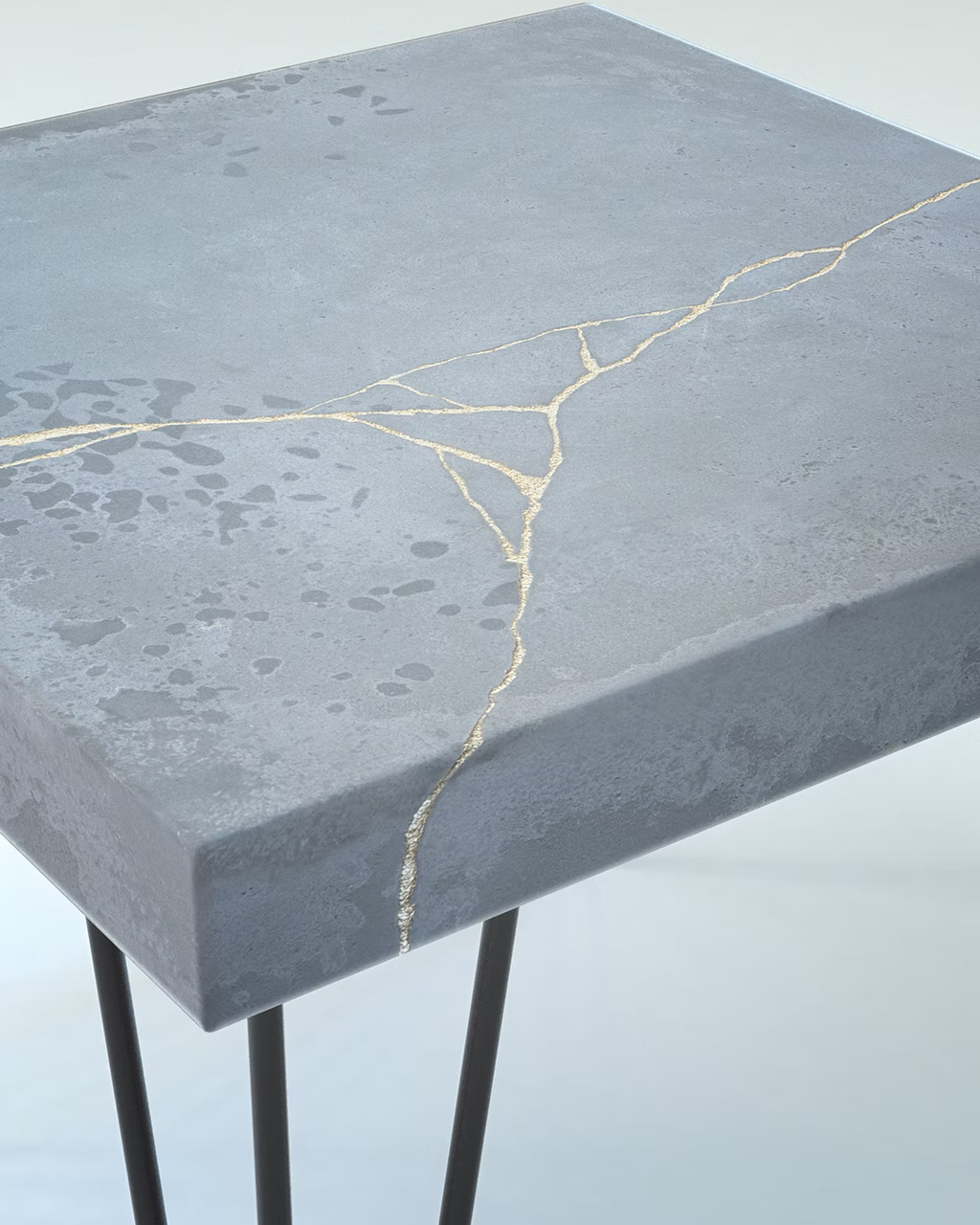 Table Basse "Kintsugi" en Béton Artisanal