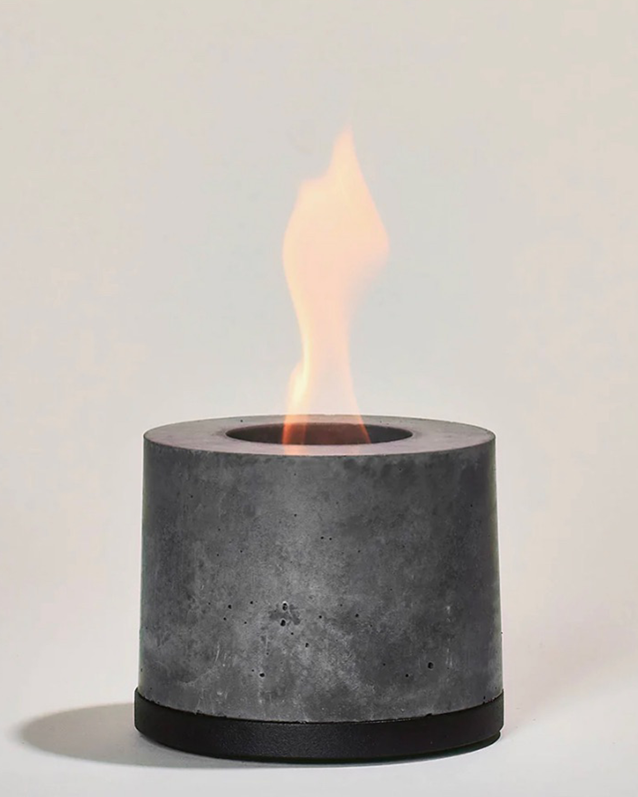 Fire Base en béton artisanal